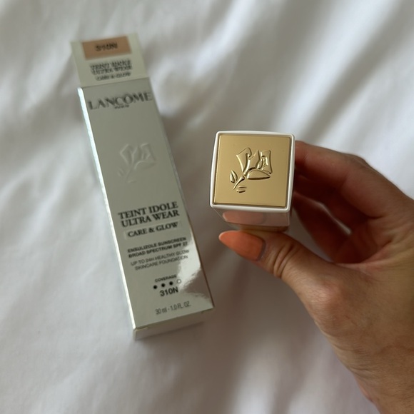 Lancôme Teint Idole Ultra Wear Care & Glow Foundation​- 310N - Picture 11 of 11